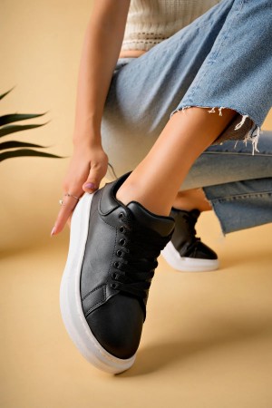Luis a Costa LC101 Siyah Cilt Beyaz Taban Kadın Sneaker