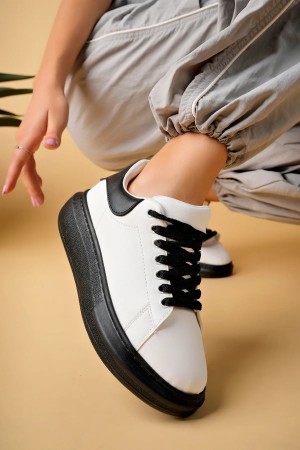 Luis a Costa LC101 Beyaz Siyah Cilt Siyah Taban Kadın Sneaker