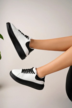 Luis a Costa LC101 Beyaz Siyah Cilt Siyah Taban Kadın Sneaker